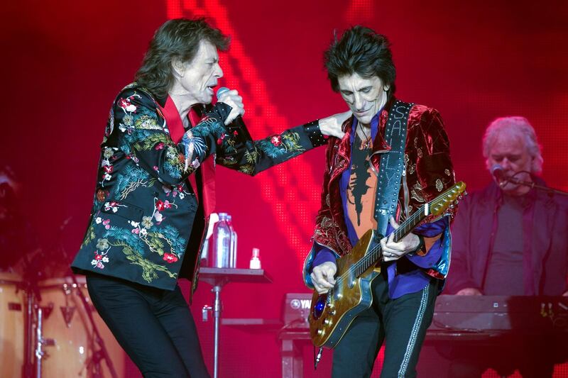 Mick Jagger and Ron Wood of the Rolling Stones perform during a concert of their "No Filter" European tour at the new U Arena stadium in Nanterre near Paris, France, October 19, 2017. REUTERS/Charles Platiau