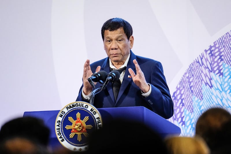 Rodrigo Duterte speaks during a news conference at the Asean Summit in Manila, the Philippines. Duterte lashed out at Justin Trudeau after the Canadian prime minister raised concerns about human rights abuses under the country’s drug war. Bloomberg