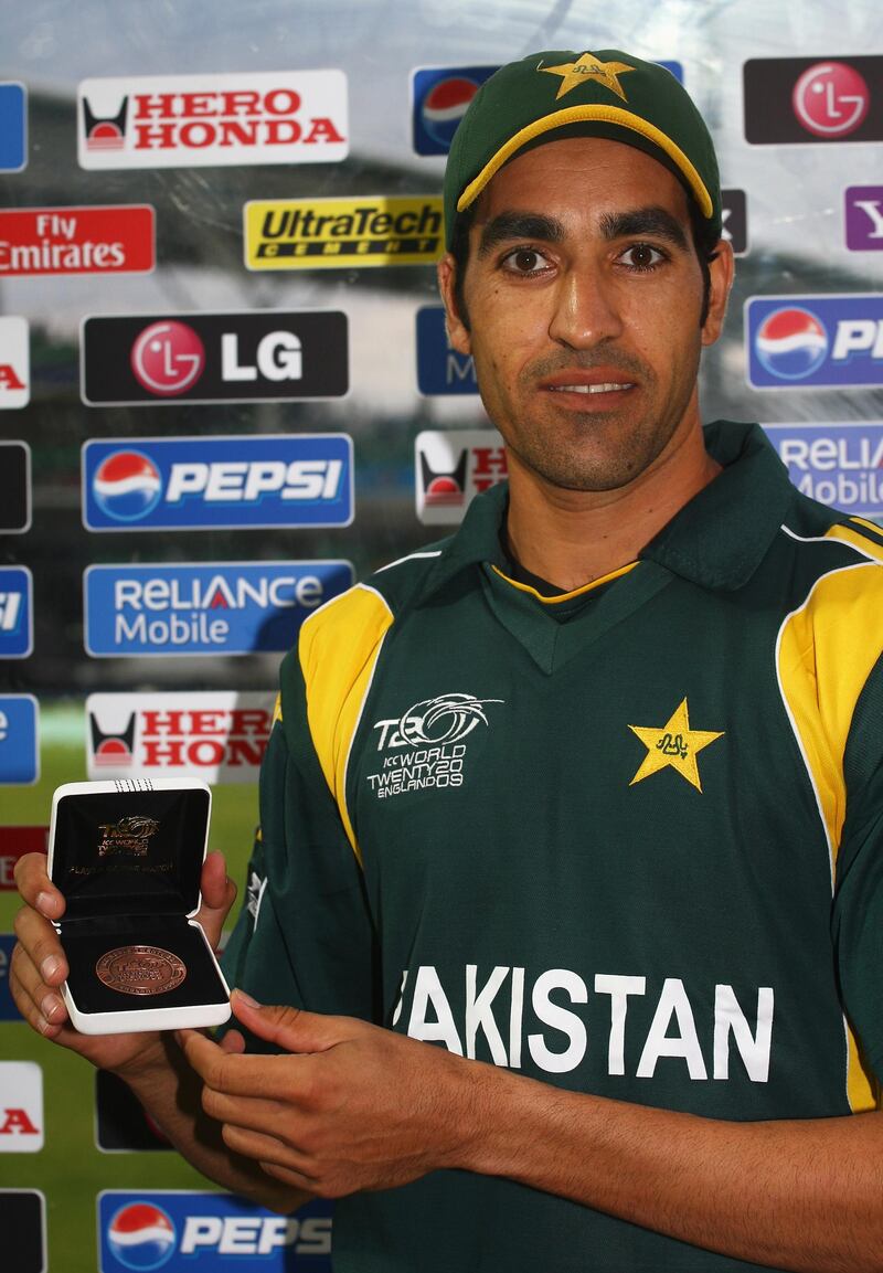 LONDON, ENGLAND - JUNE 13: Umar Gul of Pakistan poses with his Man of the Match award after the ICC World Twenty20 Super Eights match between New Zealand and Pakistan at The Brit Oval on June 13, 2009 in London, England.  (Photo by Julian Herbert/Getty Images)