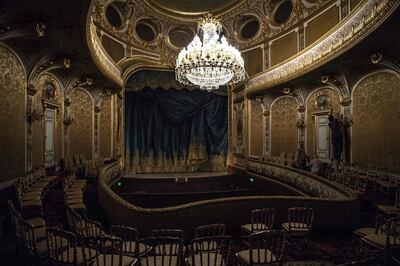 This picture taken on June 17, 2019 shows technicians putting the finishing touches to the restored imperial theatre at the Fontainebleau palace in Fontainebleau some 60 kms south-east of Paris.  / AFP / Christophe ARCHAMBAULT
