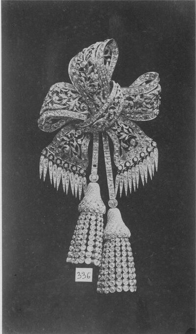 Vintage photograph of a Boucheron brooch