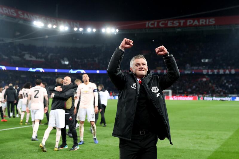 PARIS, FRANCE - MARCH 06:  Ole Gunnar Solskjaer, Manager of Manchester United celebrates victory during the UEFA Champions League Round of 16 Second Leg match between Paris Saint-Germain and Manchester United at Parc des Princes on March 06, 2019 in Paris, . (Photo by Julian Finney/Getty Images)