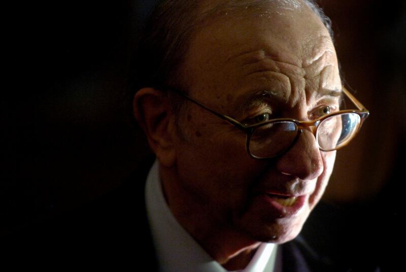 FILE PHOTO: Playwright Neil Simon arrives for a program honoring him as the 2006 Mark Twain Prize recipient at the Kennedy Center in Washington October 15, 2006. REUTERS/Jonathan Ernst/File Photo