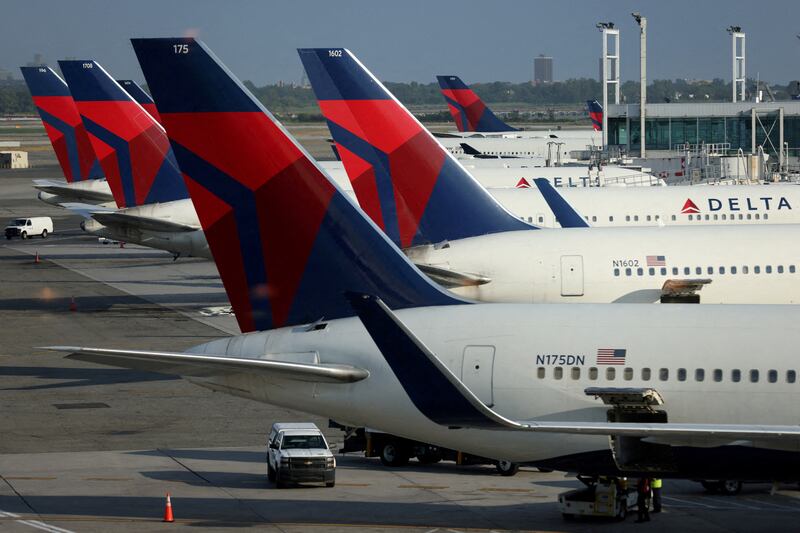 The Atlanta-based Delta Air Lines has promised to ensure that the pay rates of Delta pilots will exceed those of their counterparts at United Airlines and American Airlines. Reuters