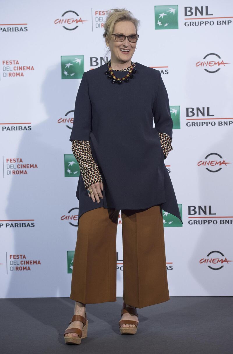 epa05593904 US actress/cast member Meryl Streep poses during the photocall for the movie 'Florence Foster Jenkins' at the 11th annual Rome Film Festival, in Rome, Italy, 20 October 2016. The festival runs from 13 to 23 October.  EPA/GIORGIO ONORATI