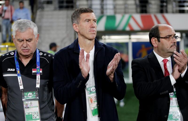 Soccer Football - AFC Asian Cup - Round of 16 - Qatar v Iraq - Al Nahyan Stadium, Abu Dhabi, United Arab Emirates - January 22, 2019  Iraq coach Srecko Katanec before the match    REUTERS/Suhaib Salem