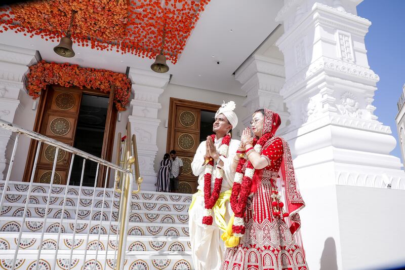 Hilda Zhang, a Chinese national, exchanged wedding vows and garlands with Indian citizen Suraj Negi at the Hindu temple in Dubai. Photo: Suraj Negi
