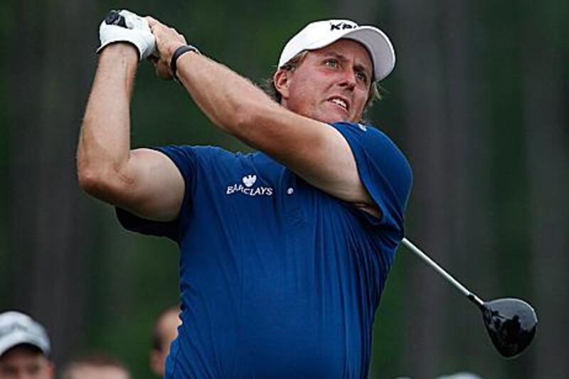 Phil Mickelson came on strong to win the Shell Houston Open and believes that momentum will carry over to the US Masters, where the defending champion will aim for his fourth green jacket.