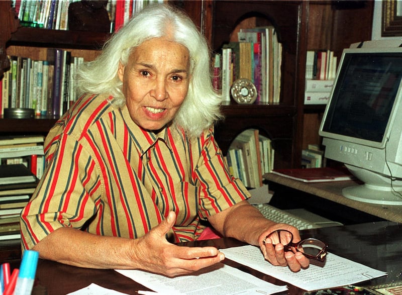 Egyptian writer Nawal el-Saadawi during an interview with Reuters in Cairo in this May 23, 2001 file photo. A Cairo court said on Monday it could rule later this month on whether forcibly to divorce outspoken feminist Nawal el-Saadawi from her Muslim husband on the grounds that she is an apostate from Islam.

FMS