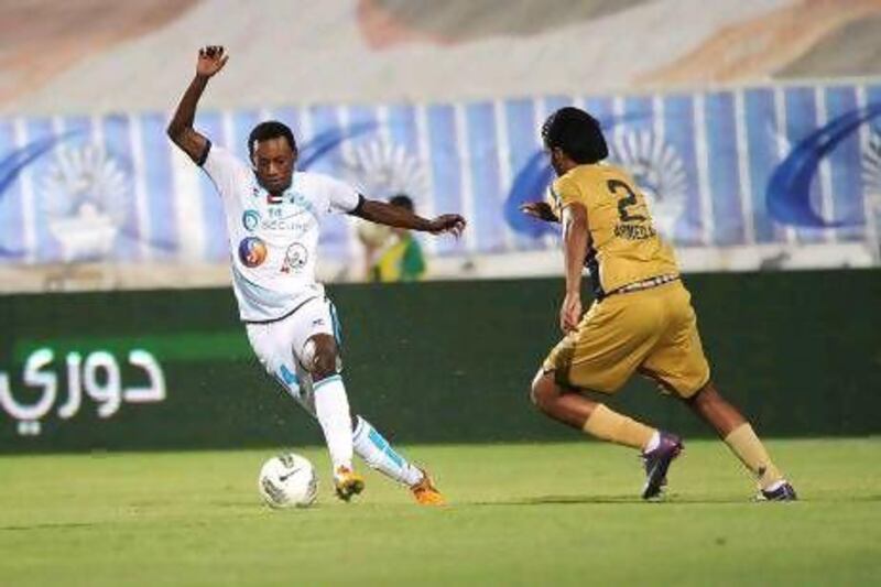 Baniyas, in white, moved to ninth place and cement their place away from relegation zone.
