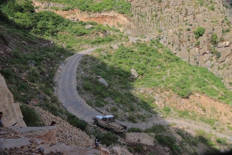 The road built by Friends of Nasser Al Majidi initiative connects Al Amarnah village to Al Udayn directorate in Yemen's Ibb governorate. Photo: Samah Emlaak