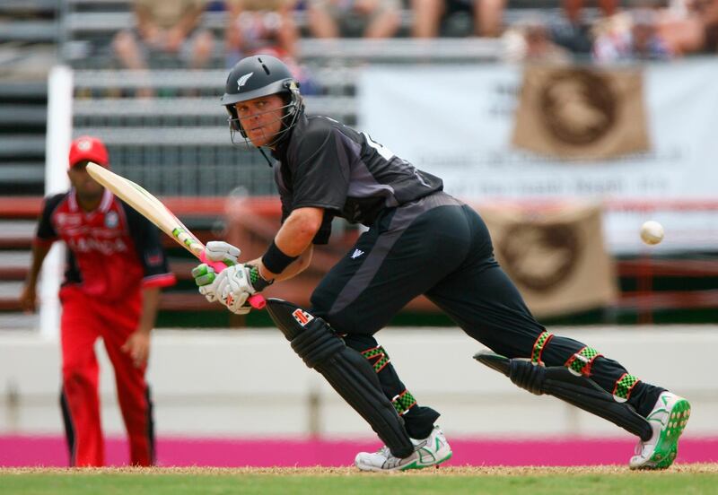 GROS ISLET, SAINT LUCIA - MARCH 22:  Lou Vincent of New Zealand in action during the ICC Cricket World Cup Group C match between Canada and New Zealand at the Beausejour Cricket Ground on March 22, 2007 in Gros Islet, Saint Lucia.  (Photo by Clive Mason/Getty Images)