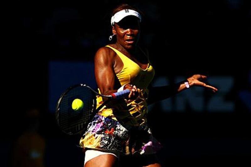 Venus Williams recovers from a first set loss and injury to advance to the third-round.