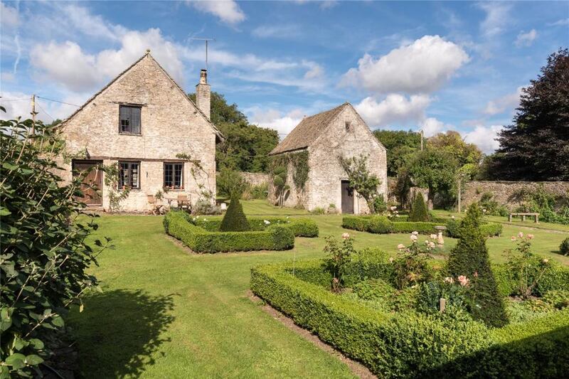 The Rose Garden cottage is one of five additional dwellings at Luckington Court.