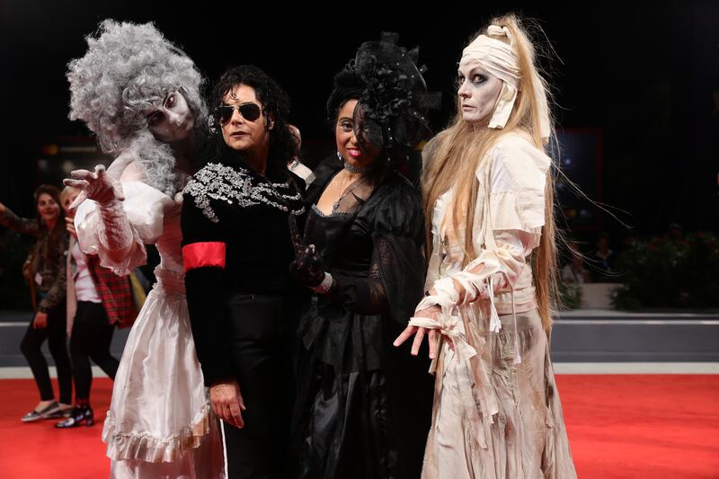 Guests dress like thriller character walk the red carpet ahead of the Michael Jackson's Thriller 3D screening. Vittorio Zunino Celotto / Getty Images