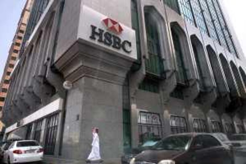 July 24, 2009 / Abu Dhabi / HSBC Bank in Abu Dhabi July 24, 2009. ( Sammy Dallal / The National) *** Local Caption ***  sd-072409-bankstock-07.jpg