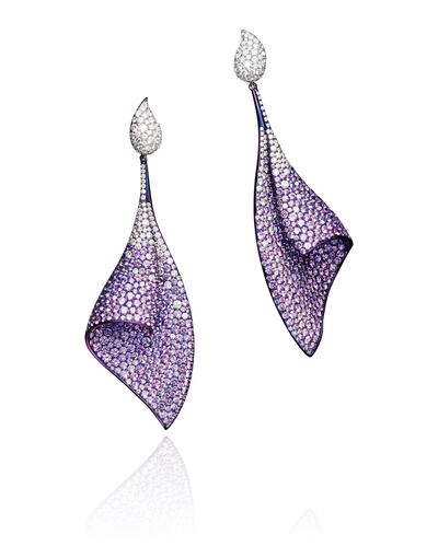 Sail earrings in tinted titanium and diamonds, by Adler 