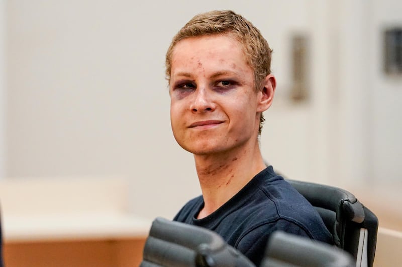 CORRECTION / Terror suspected Philip Manshaus attends a hearing at an Oslo courthouse on August 12, 2019 in Norway. Norwegian 21-year old Philip Manshaus, is formally suspected of murder in the death of his 17-year-old stepsister, and of a "terrorist act" at the Al-Noor mosque on August 10, 2019, police said in a statement.
 - Norway OUT
 / AFP / NTB Scanpix / Cornelius Poppe
