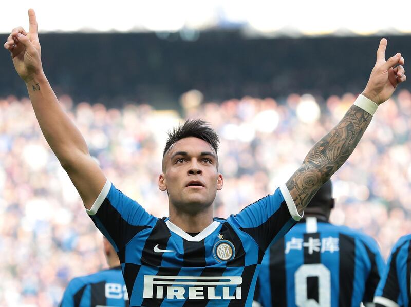 MILAN, ITALY - JANUARY 26:  Lautaro Martinez of FC Internazionale celebrates after scoring the opening goal during the Serie A match between FC Internazionale and Cagliari Calcio at Stadio Giuseppe Meazza on January 26, 2020 in Milan, Italy.  (Photo by Emilio Andreoli/Getty Images)
