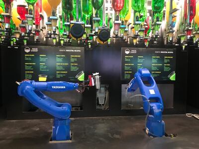 Mechanical arms from Yaskawa were used to deliver cocktails via the automated MakrShakr robot bartender at Gitex. The National