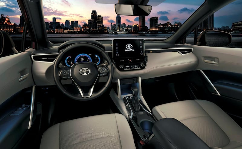 Inside there is an 8-inch multimedia display, and smart entry and start systems.
