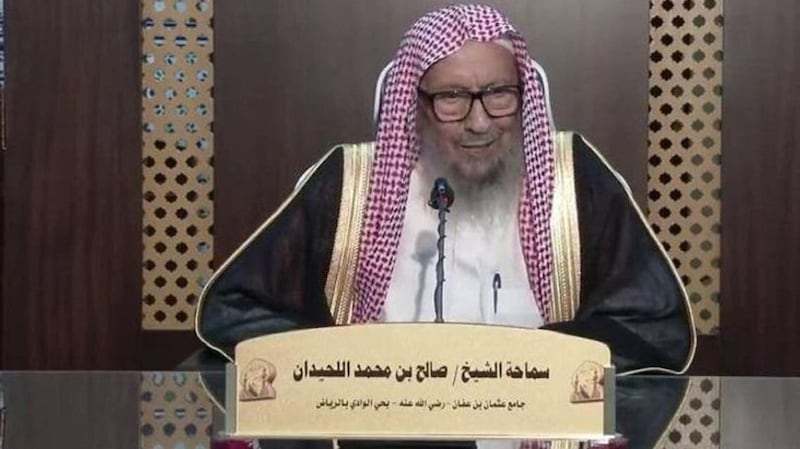 Saudi Sheikh Saleh Al Luhaidan during one of his lectures. (File photo / SPA news agency)