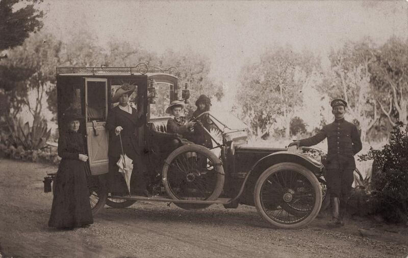 Sabiha Rüştü with her mother Handan Hanım and her brother Ali Nur, Monaco, 1910s. SALT Research, Sabiha Rüştü Bozcalı Archive