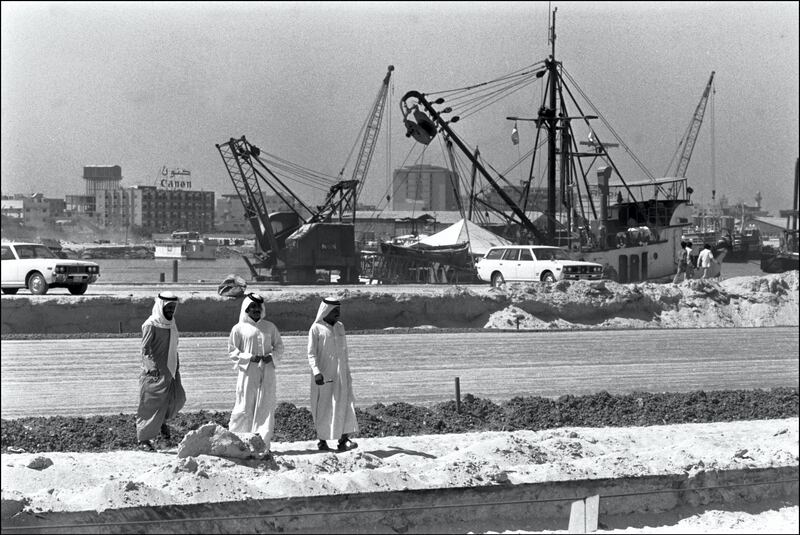 UNITED ARAB EMIRATES - OCTOBER 01:  Illustration : Dubai in United Arab Emirates in October, 1977 - Dubai harbour.  (Photo by Francois LOCHON/Gamma-Rapho via Getty Images)