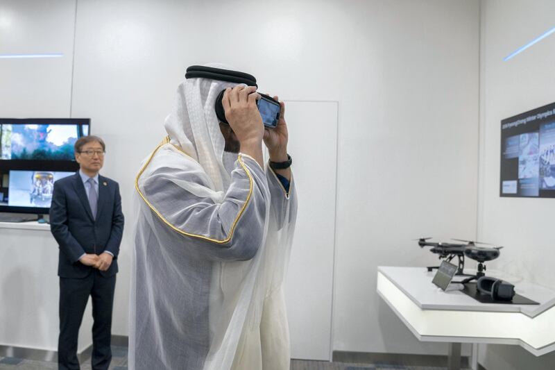 HWASEONG CITY, REPUBLIC OF KOREA (SOUTH KOREA) - February 26, 2019: HH Sheikh Mohamed bin Zayed Al Nahyan, Crown Prince of Abu Dhabi and Deputy Supreme Commander of the UAE Armed Forces (R) tours the Samsung Electronics Semiconductor Research and Development Centre. 

( Mohamed Al Hammadi / Ministry of Presidential Affairs )
---