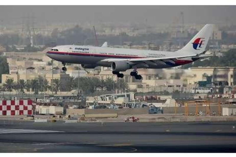 Dubai airport is only 4km from the city's centre, members of the FNC pointed out yesterday, and even kmembers of the ruler's family complain about the noise.