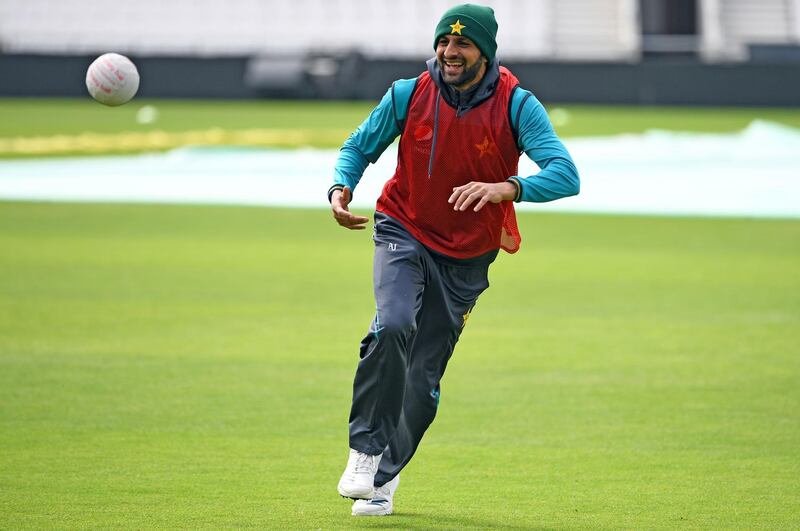 Pakistan's Shoaib Malik takes part in a training session at Headingley in Leeds, northern England ahead of their World Cup cricket match against Afghanistan on June 28, 2019.  / AFP / Paul ELLIS
