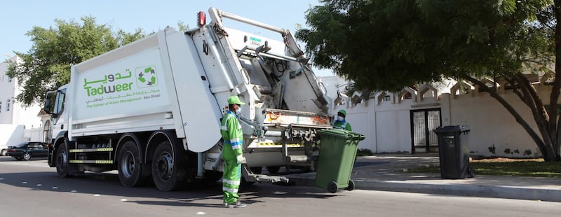 Provided photo - Abu Dhabi, 25 July 2016: Tadweer (The Centre of Waste Management - Abu Dhabi), announced that it has collected around 74,000 tonnes of waste in the Holy Month of Ramadan and Eid Al-fitrCourtesy Tadweer  *** Local Caption ***  Tadweer collects around 74,000 tonnes of waste during Ramadan and Eid al-Fitr2.jpg
