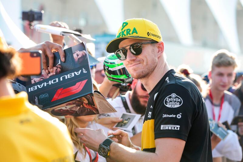 Nico Hulkenberg greets his fans during an exclusive autograph signing session at Yas Marina Circuit. Courtesy Yas Marina Circuit