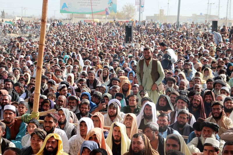 Crowds of traders and residents protesting against Pakistan's new visa and passport policy, in Chaman, near the Afghan border. EPA