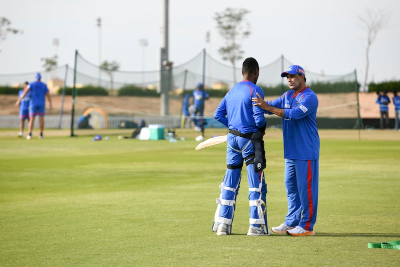 Robin Singh during training at Zayed Cricket Stadium. Khushnum Bhandari / The National

