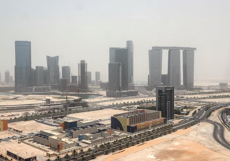 Abu Dhabi, U.A.E., July 5, 2018.
Abu Dhabi hazy weather shot from level 28 of Tamouh Tower, Al Reem Island.
Victor Besa / The National
Section:  NA
For:  weather images for Olive Obina