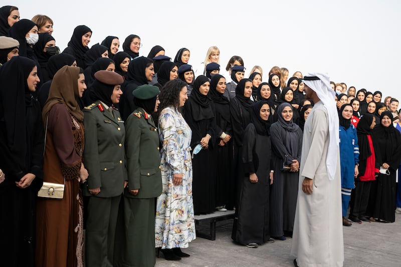 Sheikh Mohamed speaks with the delegation of women, representative of UAE societ, during a Sea Palace Barza.