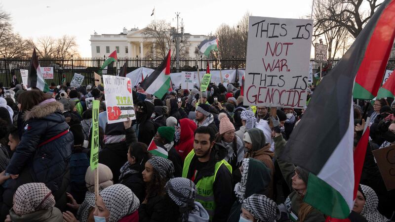 Pro-Palestine demonstrators gather in front of the White House during a demonstration on January 13. AFP