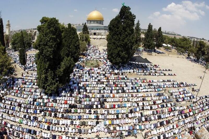 Viewers can join Ramadan prayers in a tour of LA Aqsa Mosque. Courtesy Atta Awisat