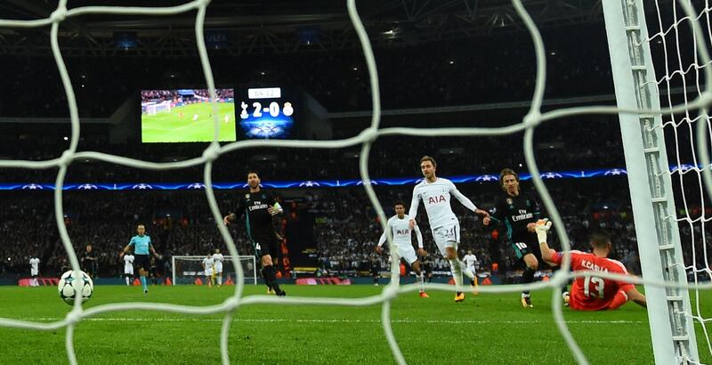 Christian Eriksen scores Tottenham's third goal. Dylan Martinez / Reuters