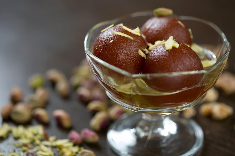 Dessert: Gulab jamun