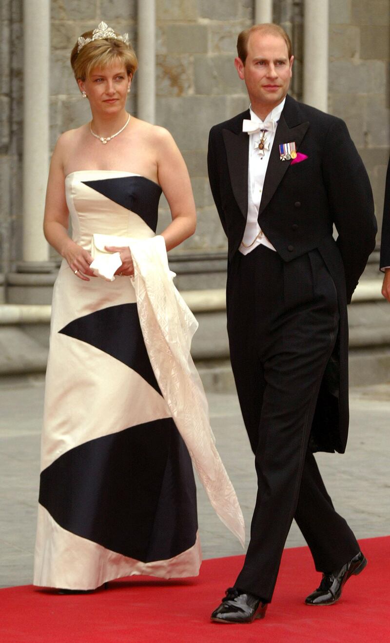 405788 06: Sophie and Edward Wessex arrive for the wedding ceremony of Princess Martha Louise of Norway and writer Ari Behn at Nidaros Cathedral May 24, 2002 in Trondheim, Norway. (Photo by Sion Touhig/Getty Images)