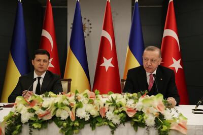 Turkish President Tayyip Erdogan and Ukraine's President Volodymyr Zelenskiy attend a joint news conference in Istanbul, Turkey, April 10, 2021. Murat Cetinmuhurdar/Presidential Press Office/Handout via REUTERS THIS IMAGE HAS BEEN SUPPLIED BY A THIRD PARTY. NO RESALES. NO ARCHIVES.