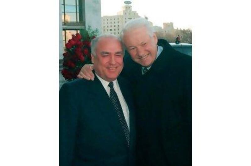 Viktor Stepanovich Chernomyrdin, left, with the then Russian president Boris Yeltsin in Moscow.