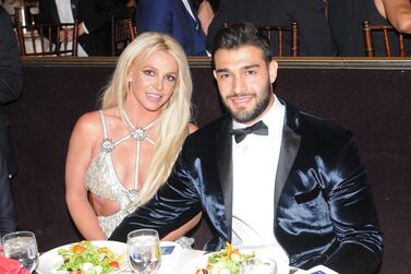 BEVERLY HILLS, CA - APRIL 12: Honoree Britney Spears (L) and Sam Asghari attend the 29th Annual GLAAD Media Awards at The Beverly Hilton Hotel on April 12, 2018 in Beverly Hills, California.   Vivien Killilea/Getty Images for GLAAD/AFP (Photo by Vivien Killilea / GETTY IMAGES NORTH AMERICA / Getty Images via AFP)
