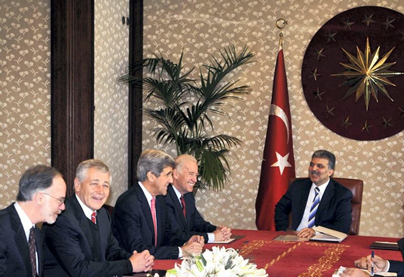 Turkish President Abdullah Gul (R) meets with US congressmen Joseph Biden (2ndR), John Kerry (C), Chuck Hagel (2ndL), and US Ambassador to Turkey Ross Wilson (L) in Ankara, on February 22, 2008. Turkish troops have launched a ground incursion across the border into Iraq in pursuit of separatist Kurdish rebels, the military said February 22, 2008 -- a move that dramatically escalates Turkey's conflict with the militants. AFP PHOTO/POOL/UMIT BEKTAS (Photo by UMIT BEKTAS / AFP)