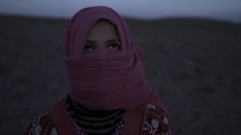 Though many from across the world travelled to the eastern region of Morocco  to find the meteorite's fragments, Baraka says he wanted the film to focus on the lives and ambitions of the Amazigh people