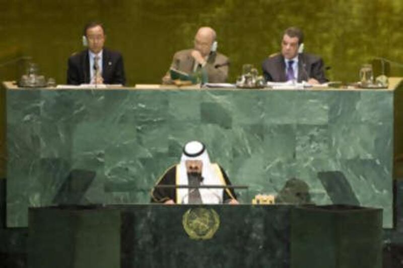 King Abdullah bin Abdulaziz Al-Saud of the Kingdom of Saudi Arabia addresses the meeting of the Culture of Peace November 12, 2008 at the United Nations in New York.  AFP PHOTO/DON EMMERT *** Local Caption ***  691582-01-08.jpg