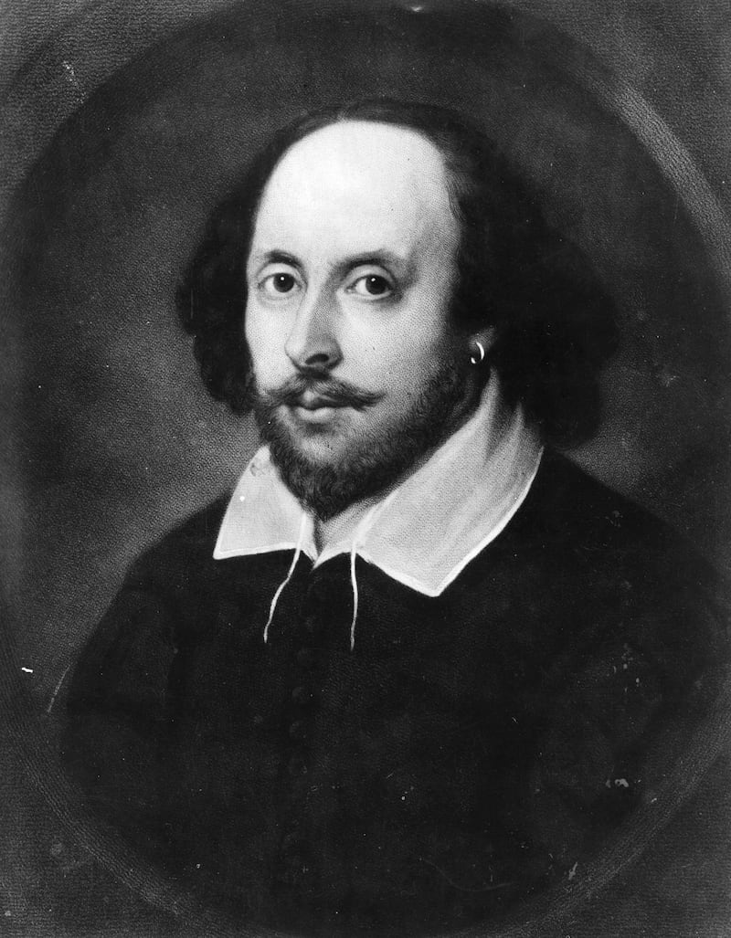 The English poet and dramatist, William Shakespeare (1564 - 1616), circa 1610. Painting known as the 'Chandos portrait'   (Photo by Hulton Archive/Getty Images)