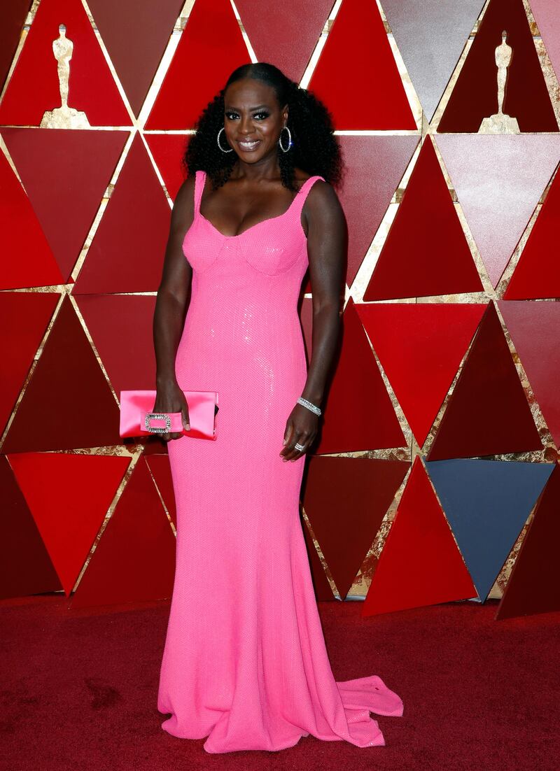 epa06581535 Viola Davis arrives for the 90th annual Academy Awards ceremony at the Dolby Theatre in Hollywood, California, USA, 04 March 2018. The Oscars are presented for outstanding individual or collective efforts in 24 categories in filmmaking.  EPA-EFE/PAUL BUCK